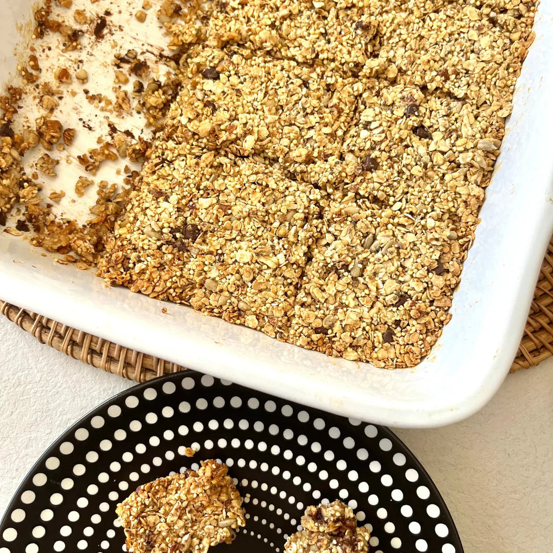 Barres de céréales maison au millet et chocolat