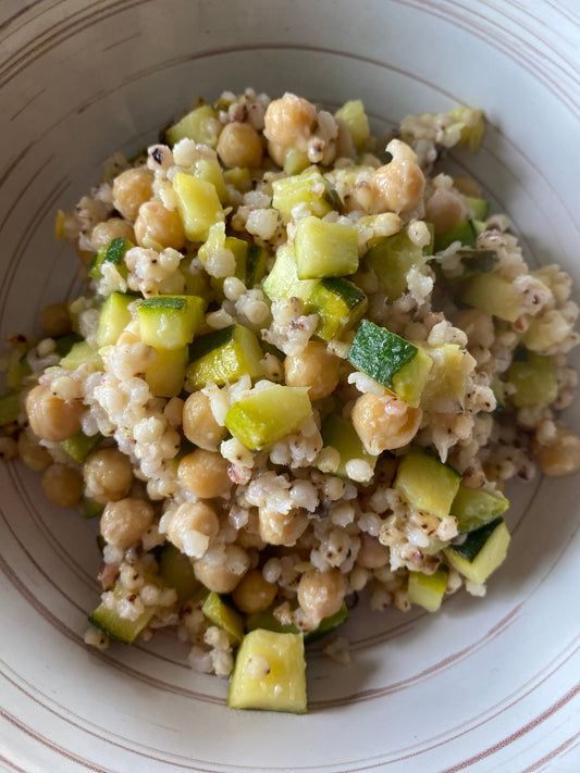 Poêlée de sorgho, courgette, citron & pois chiches