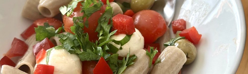 Salade pâtes sorgho tomates